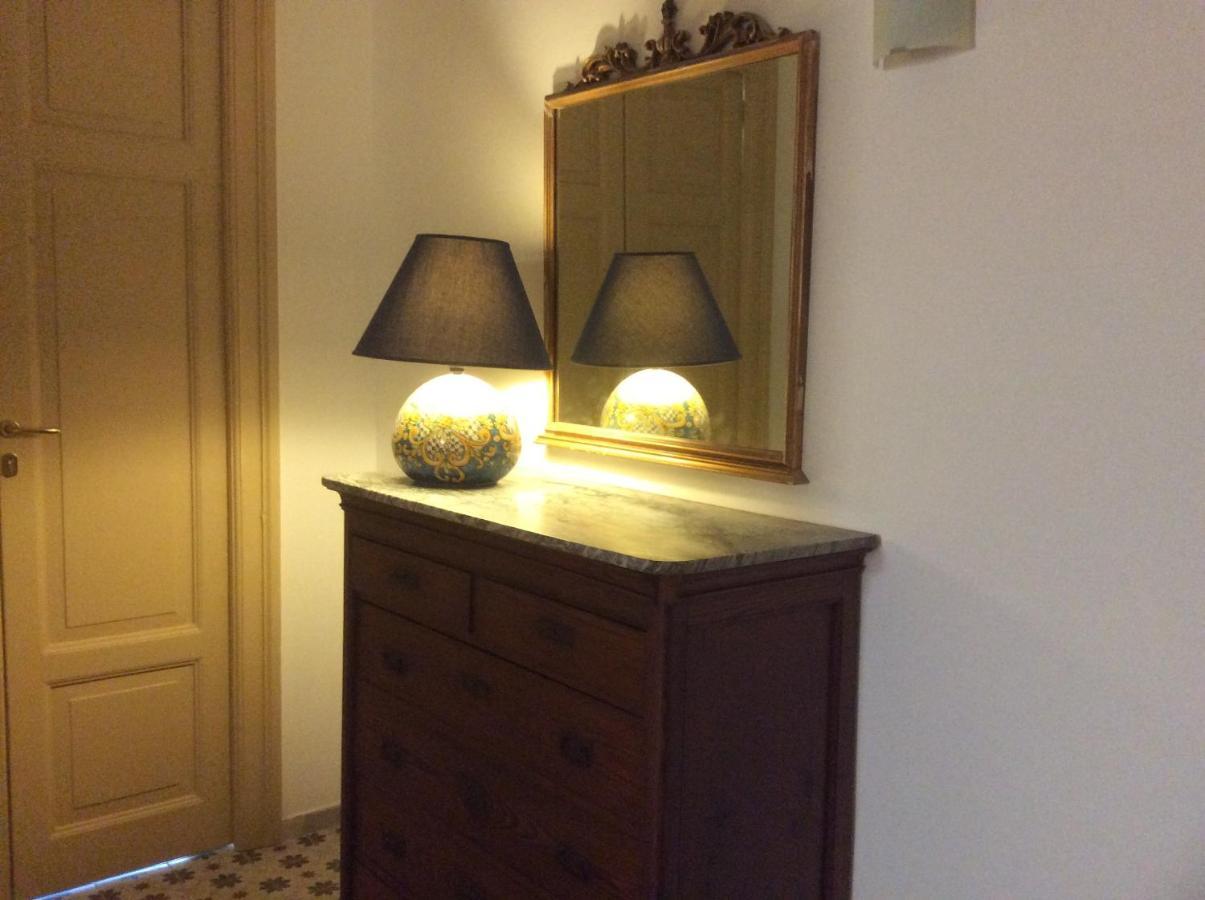 Charme In Centro - Tourist Rental Agrigento Ngoại thất bức ảnh