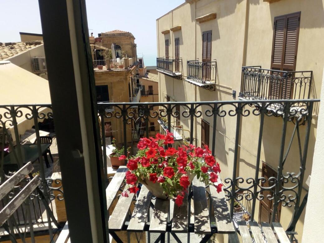 Charme In Centro - Tourist Rental Agrigento Ngoại thất bức ảnh