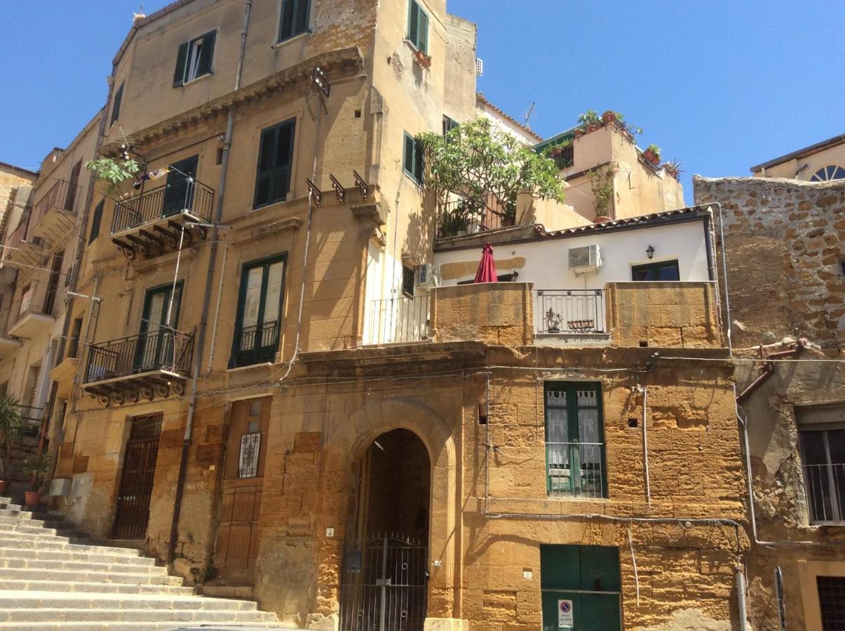 Charme In Centro - Tourist Rental Agrigento Ngoại thất bức ảnh