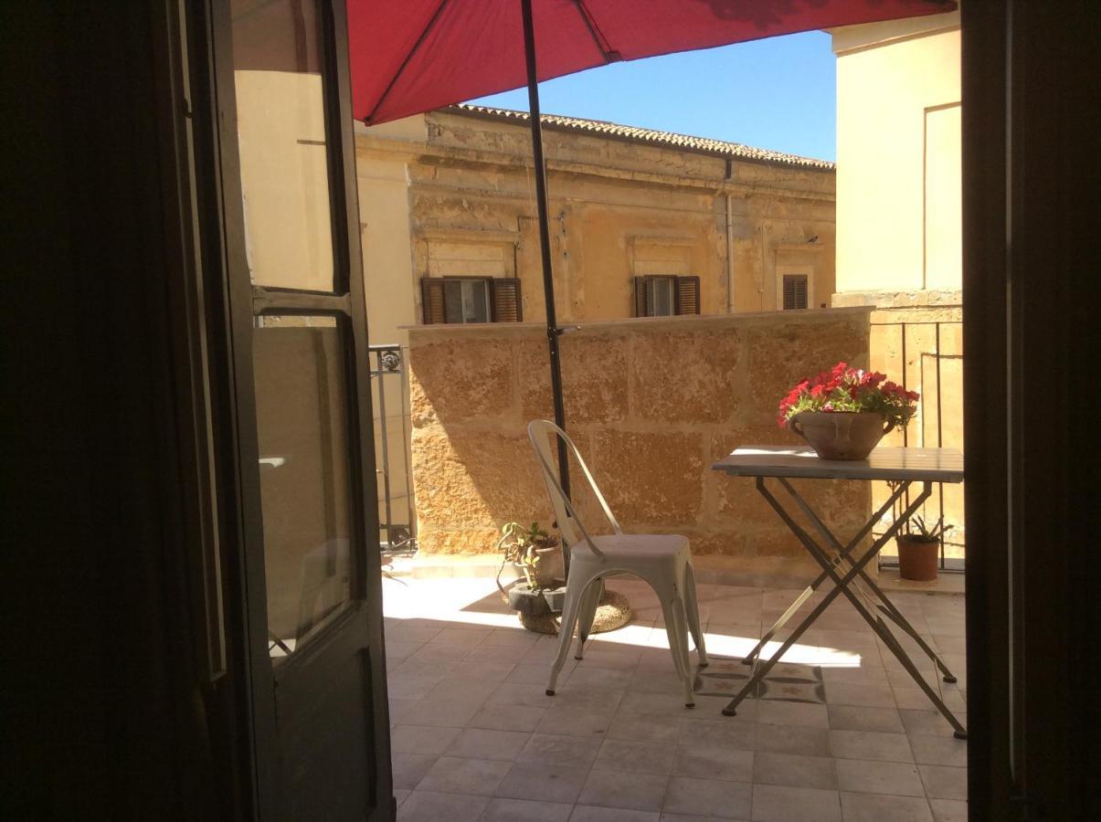 Charme In Centro - Tourist Rental Agrigento Ngoại thất bức ảnh